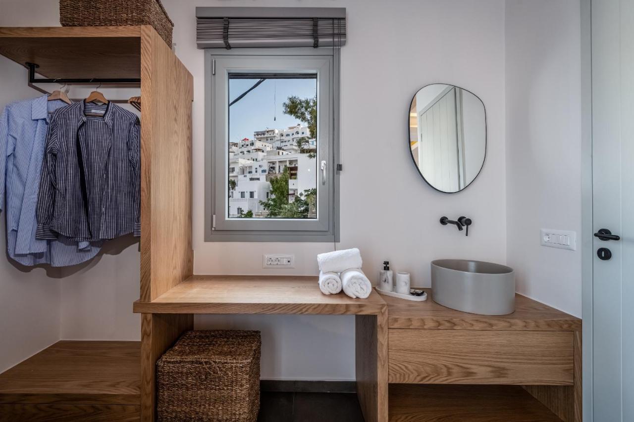 Vivere Luxury Suites Pera Gyalos Exterior photo